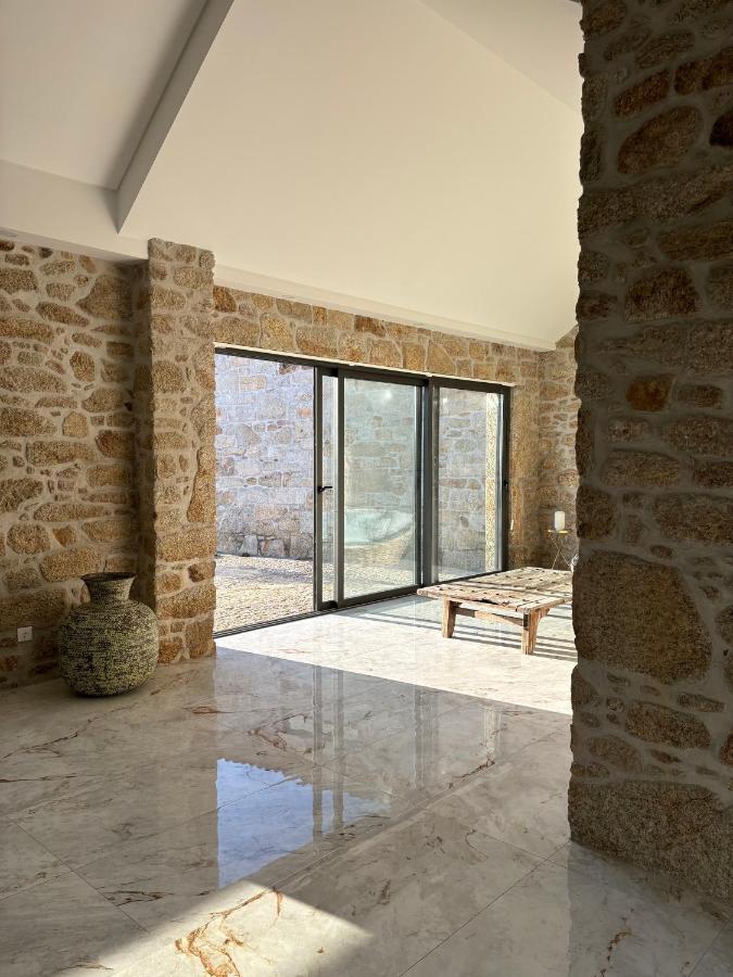 Pacos Do Douro, Chambre Privee Avec Piscine Romariz Eksteriør billede